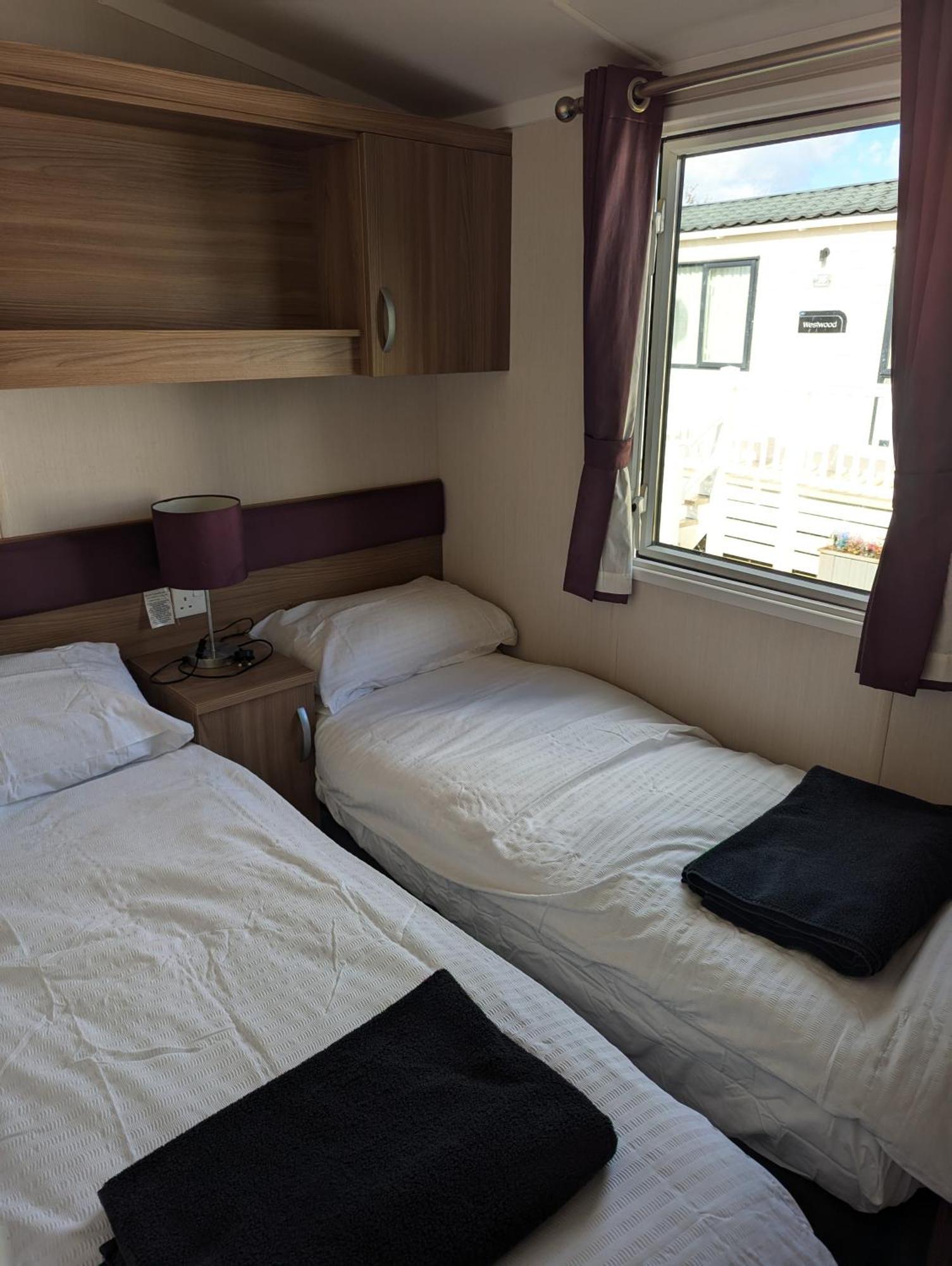 Swift Holidays At Combe Haven Holiday Park Hastings Exterior foto